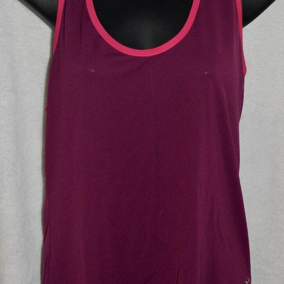 Old Navy Tops - Semi-Fitted Old Navy Active Racerback Tank